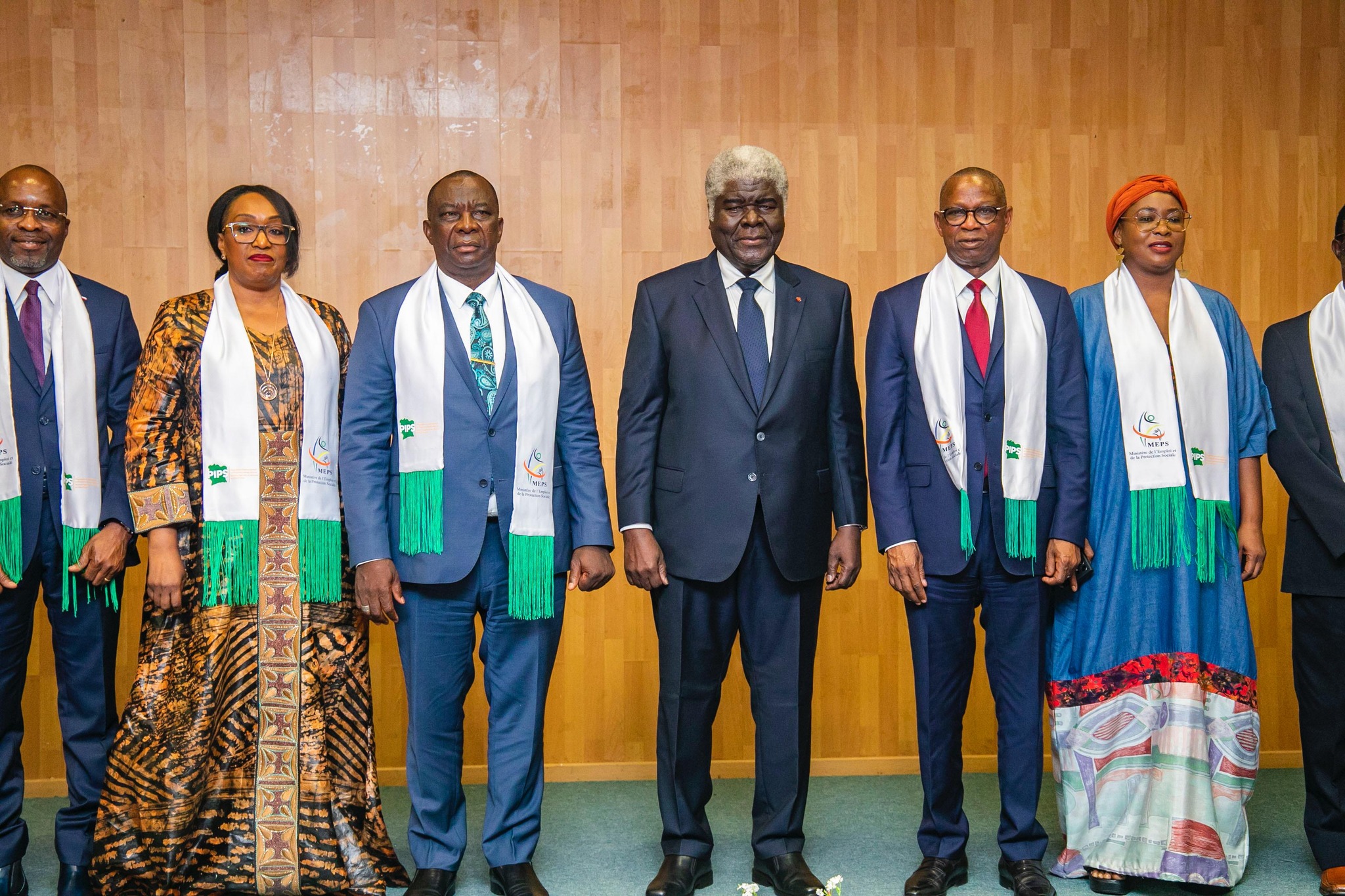 𝐋𝐞 𝐏𝐈𝐏𝐒 : 𝐔𝐧 𝐩𝐫𝐨𝐠𝐫𝐚𝐦𝐦𝐞 𝐬𝐨𝐜𝐢𝐚𝐥 𝐩𝐨𝐮𝐫 𝐝𝐞𝐬 𝐦𝐢𝐥𝐥𝐢𝐨𝐧𝐬 𝐝'𝐚𝐜𝐭𝐞𝐮𝐫𝐬 𝐝𝐞𝐬 𝐬𝐞𝐜𝐭𝐞𝐮𝐫𝐬 𝐚𝐠𝐫𝐢𝐜𝐨𝐥𝐞 𝐞𝐭 𝐢𝐧𝐟𝐨𝐫𝐦𝐞𝐥 